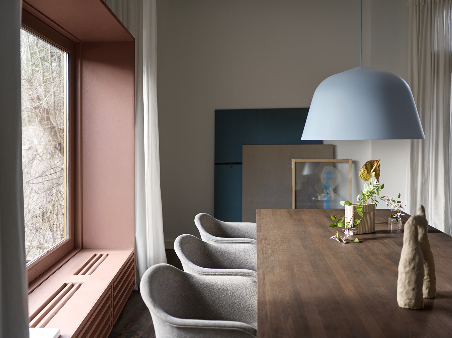 Ambit Ø55 Light Blue, 70/70 Smoked Oak, Fiber Armchair Clay 12, Ridge Vase Wide Ambit Ø55 Light Blue, 70/70 Smoked Oak, Fiber Armchair Clay 12, Ridge Vase Wide