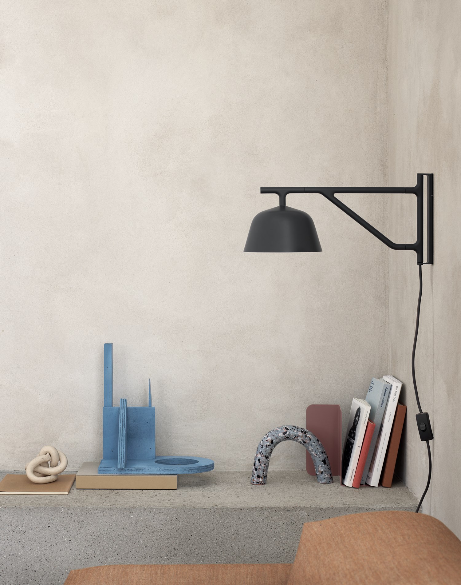 Ambit-wall-lamp-black-connect-sofa-remix-252-compile-bookend-Muuto-org