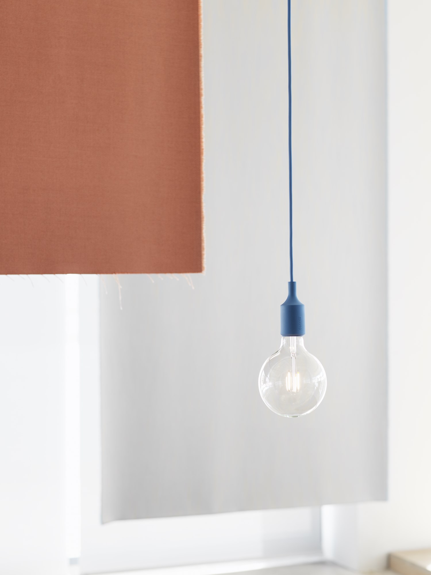 E27-PR-pale-blue-muuto-org