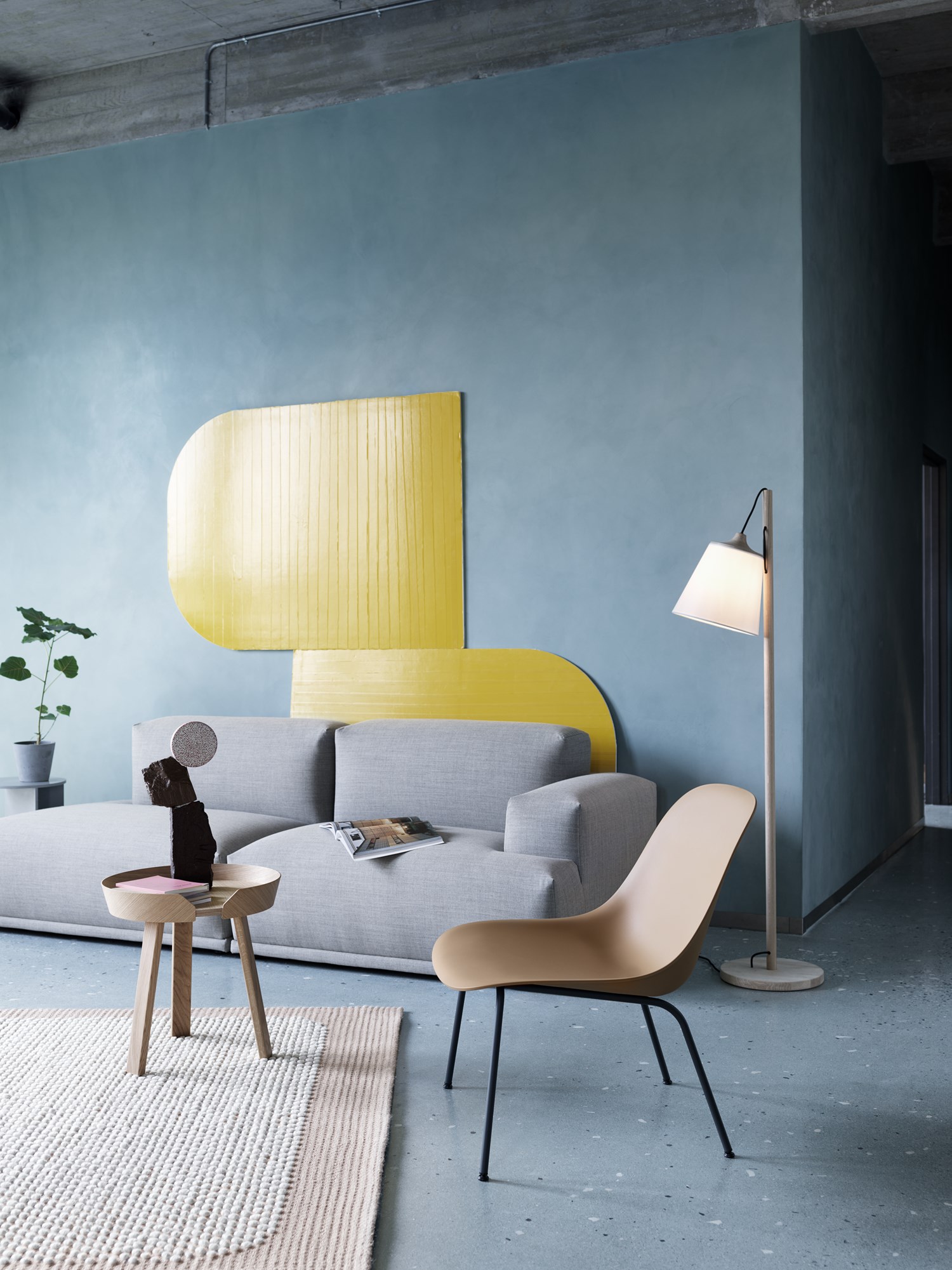Fiber-Lounge-Tube-Base-Ochre-Connect-Pebble-Rug-Pale-Rose-Around-Pull-Halves-Muuto-Org