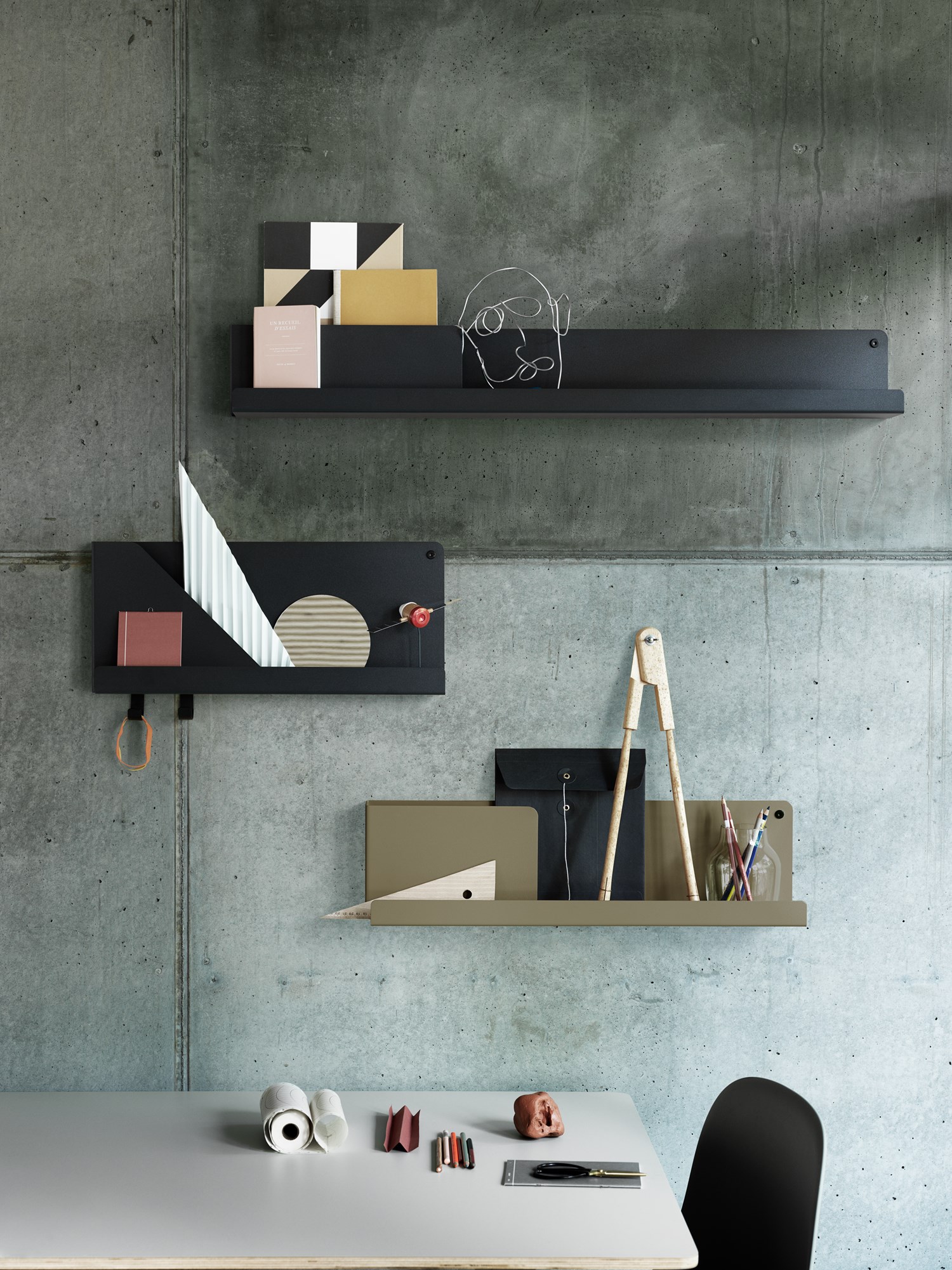Folded_Office_Setting_Black_Olive-org