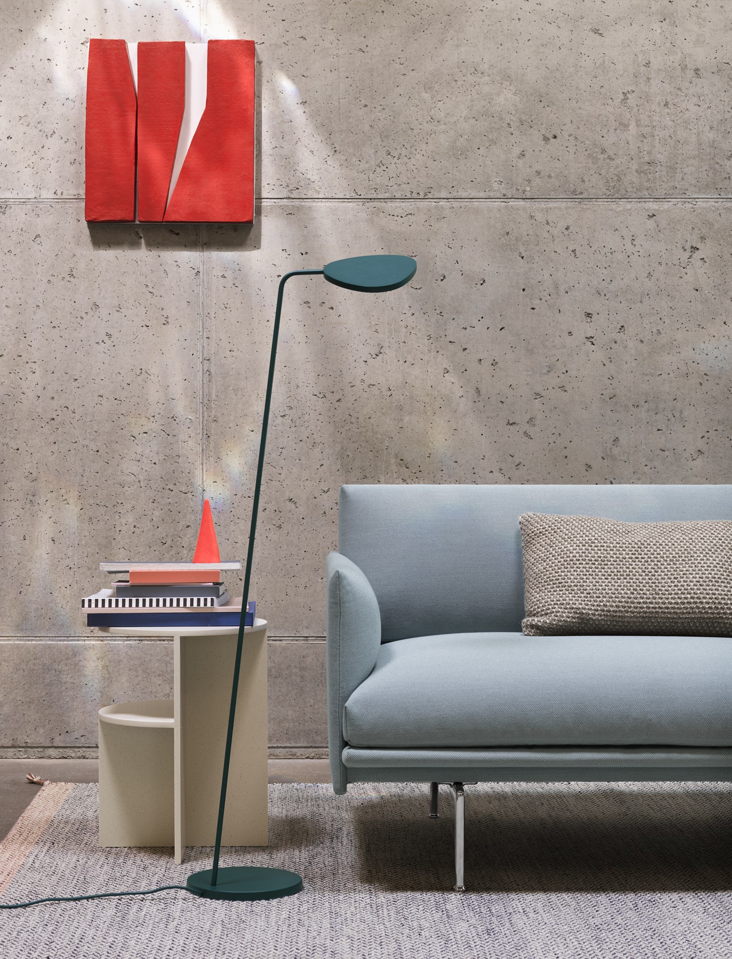leaf-floor-lamp-dark-green-halves-side-table-outline-sofa-steelcut-trio-713-twine-cushion-ply-rug-muuto-org