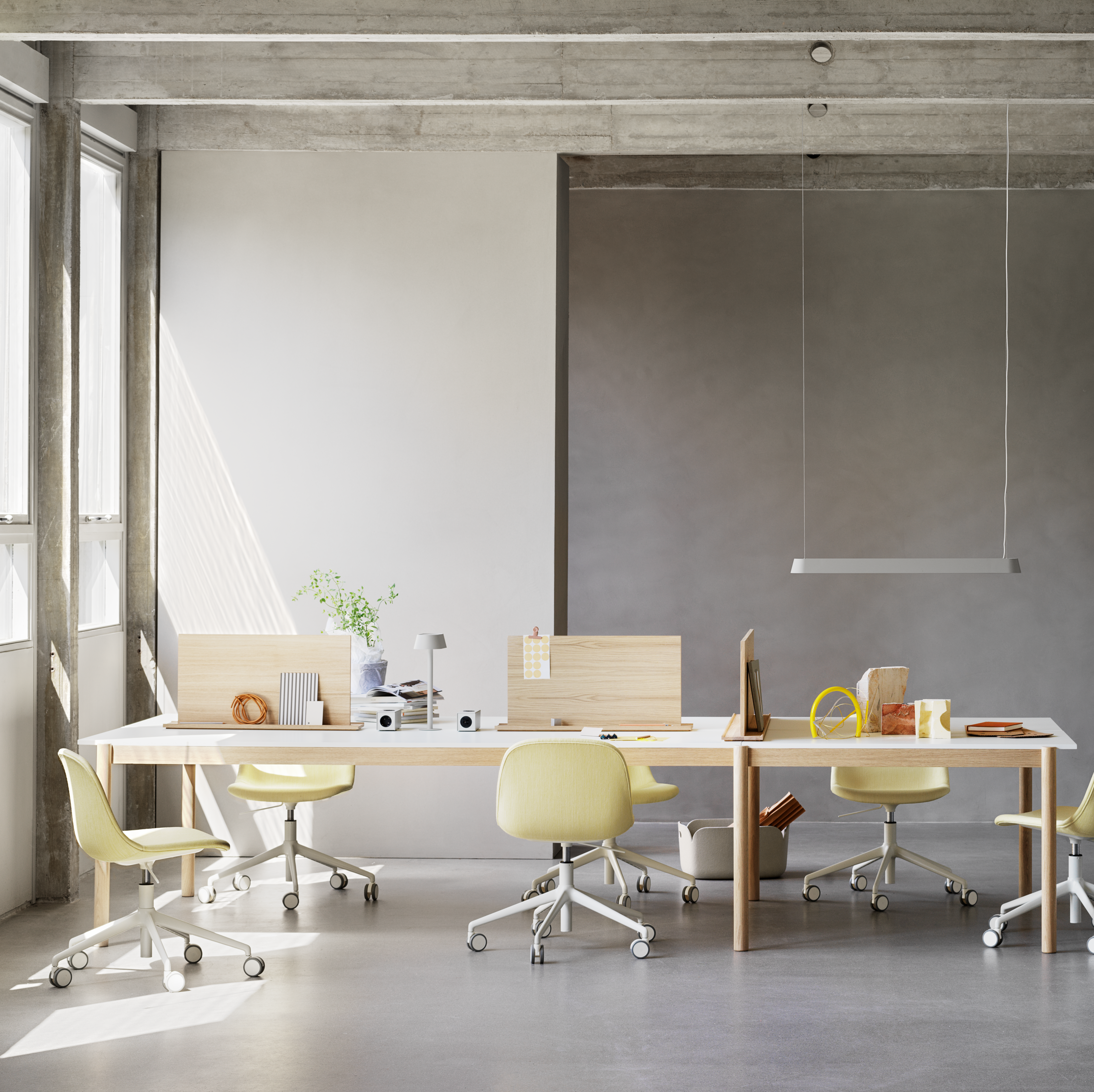 Linear System Modular Table Configuration 1 White/Laminate/Oak