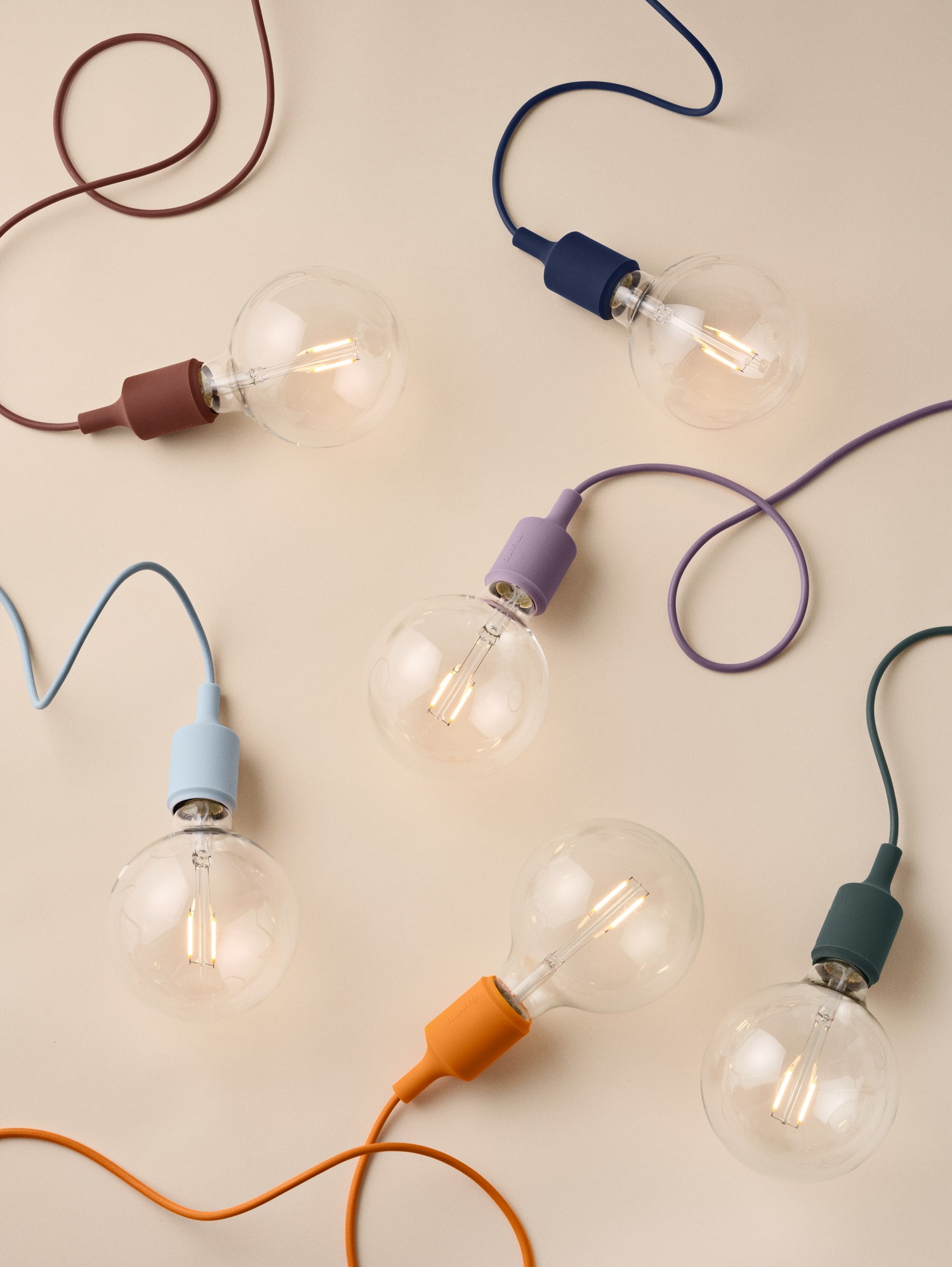 E27-concept-group-portrait-Muuto-3757x5000