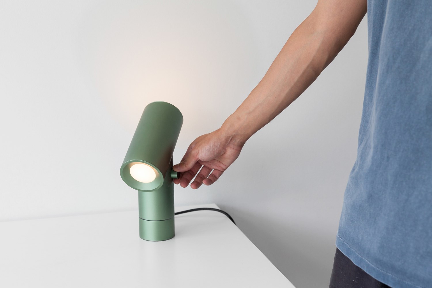 Tom Chung - Beam Lamp - 7