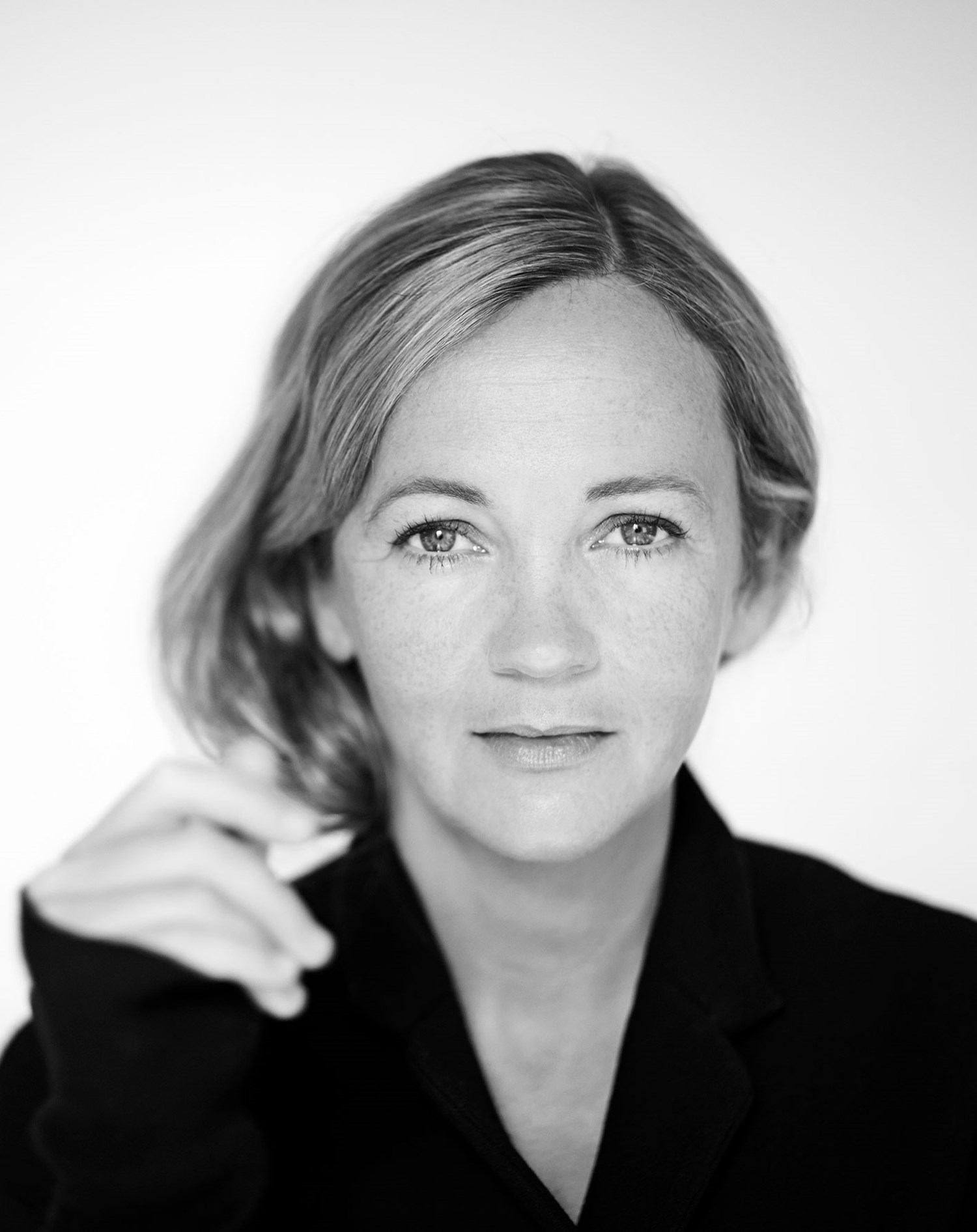 louise-campbell-portrait-muuto